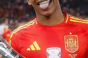 华体会网址-巴萨轻取曼联，迪玛利亚补时绝平世界杯