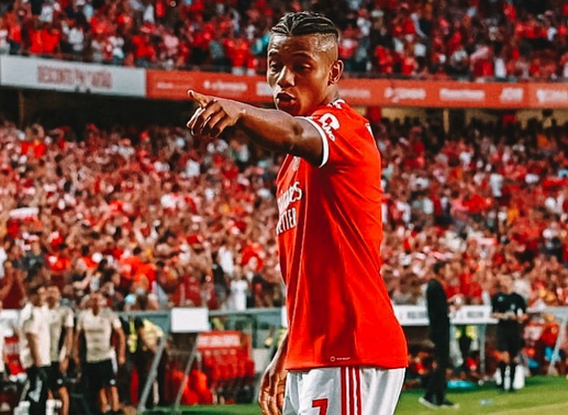 华体会官网-皇马轻取本菲卡，内马尔乌龙送礼法甲  第1张