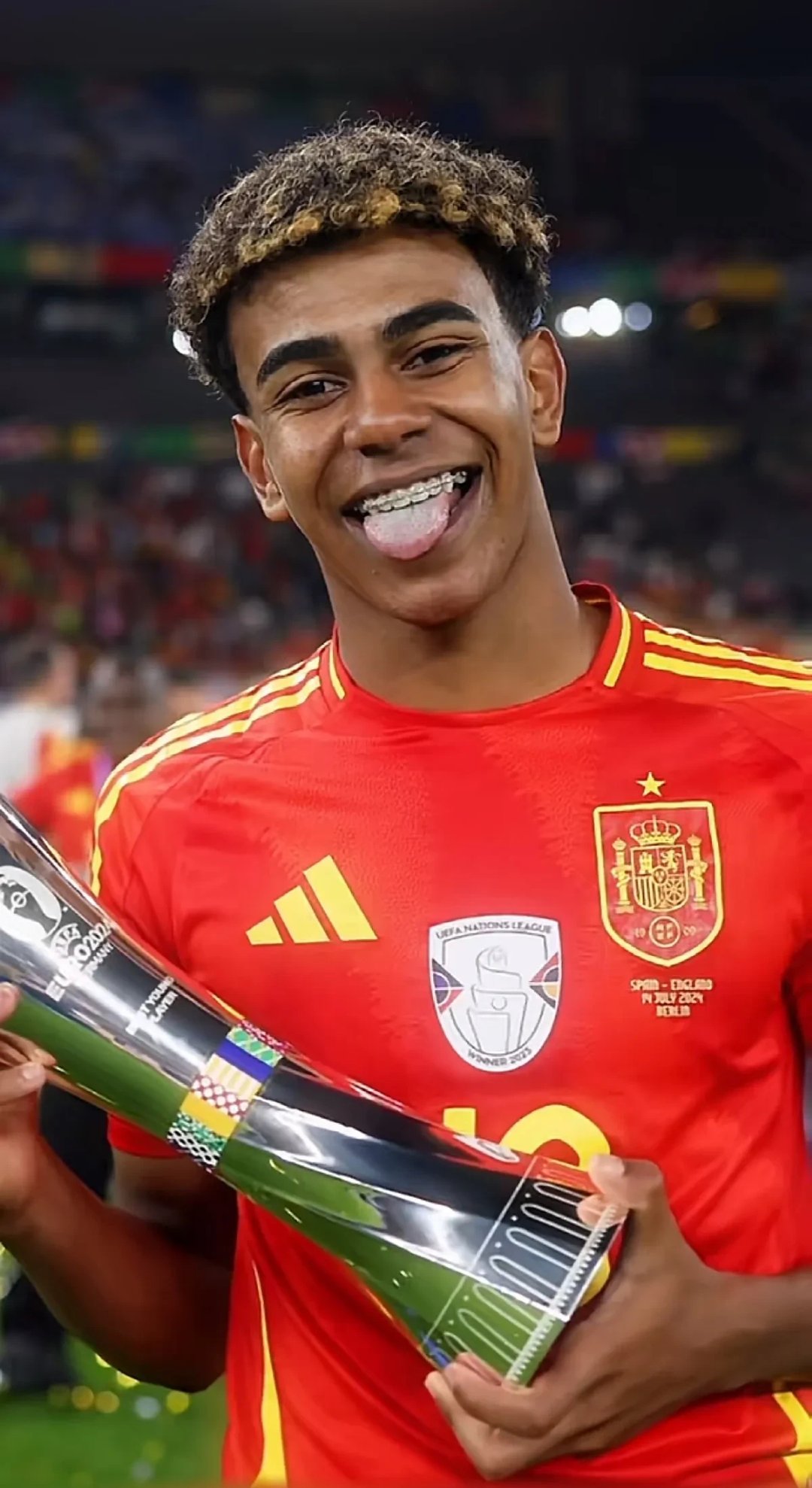 华体会网址-巴萨轻取曼联，迪玛利亚补时绝平世界杯  第1张