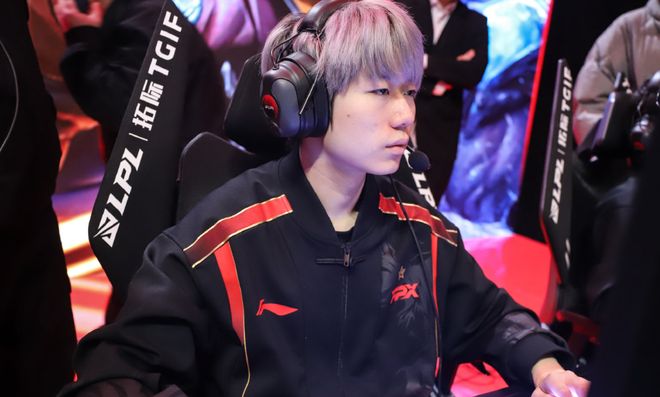 华体会app-EDG横扫FPX,Kanavi打出惊人五杀2025世界赛3:0(北京) 第2张 华体会app-EDG横扫FPX,Kanavi打出惊人五杀2025世界赛3:0(北京) 第2张